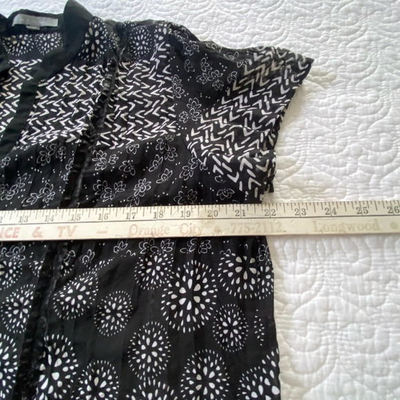 NY Collection Black and White Pattern Short Sleeve Blouse Sheer Size Large - Picture 9 of 10